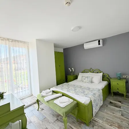 Bed & Breakfast Cunda Morisi 3*