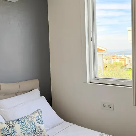 Bed & Breakfast Cunda Morisi 3*