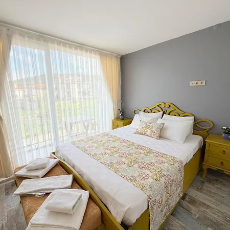 فندق مبيت وإفطار Cunda Morisi Ayvalı