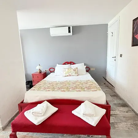 Cunda Morisi Ayvalı